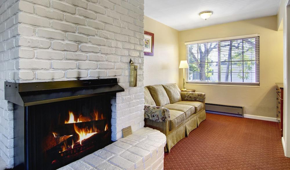 Svendsgaard'S Inn Carmel-by-the-Sea Exterior photo