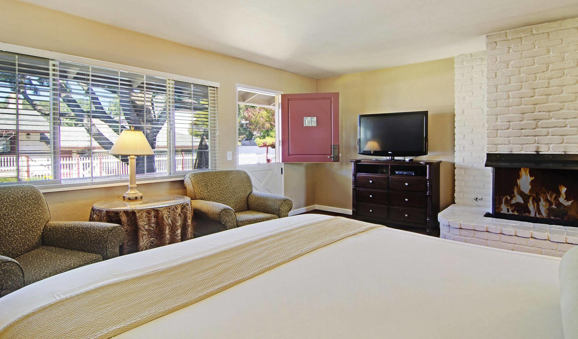 Svendsgaard'S Inn Carmel-by-the-Sea Exterior photo